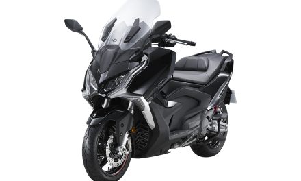 KYMCO AK550 PREMIUM CKD Malaysia: Harga Turun, Spec Kekal Premium!